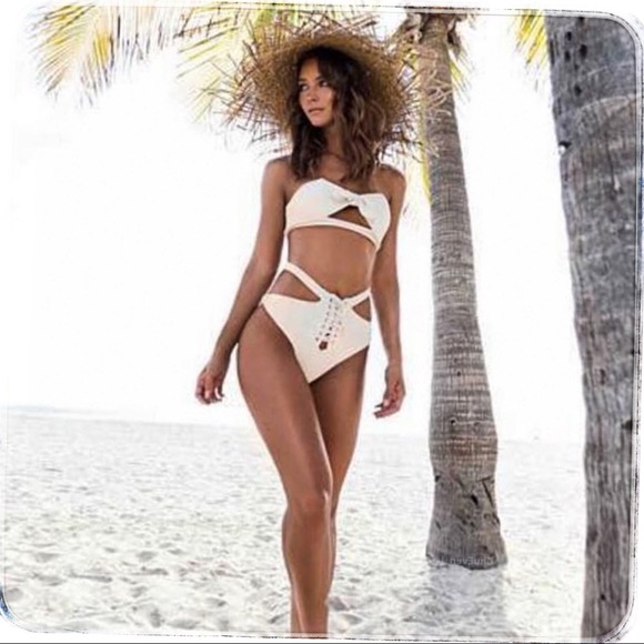 ⭐️ front knot high waisted ribbed bikini - Picture 2 of 5